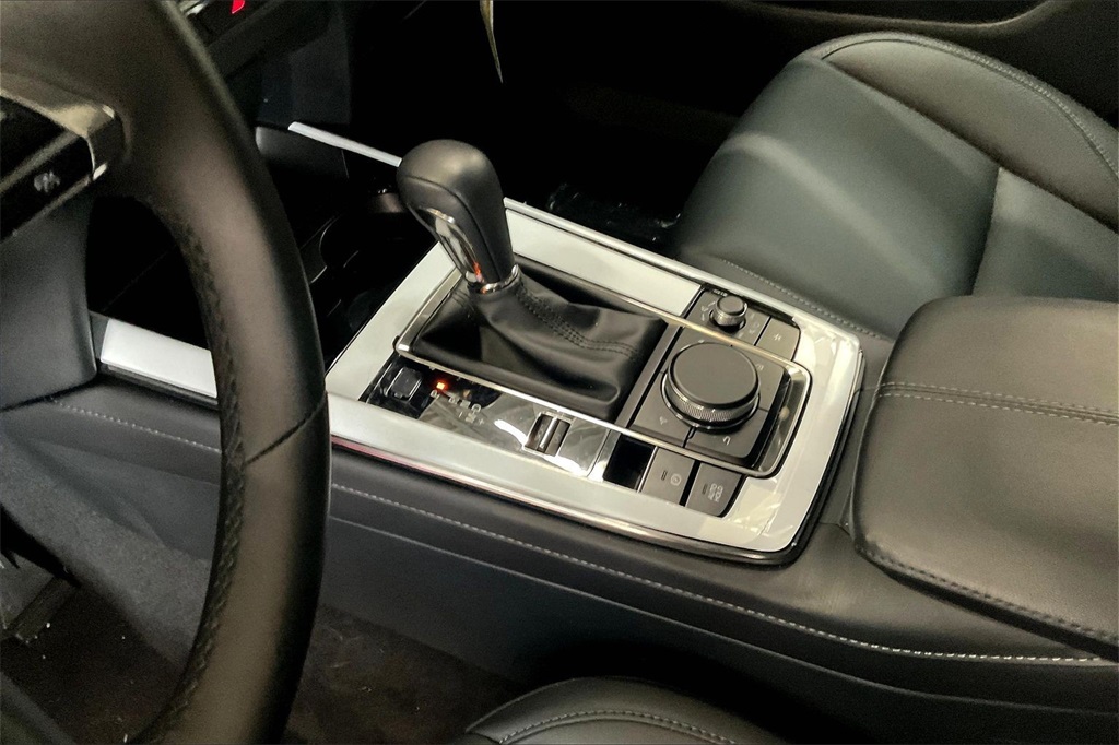 2025 MAZDA CX-30 - Image 16