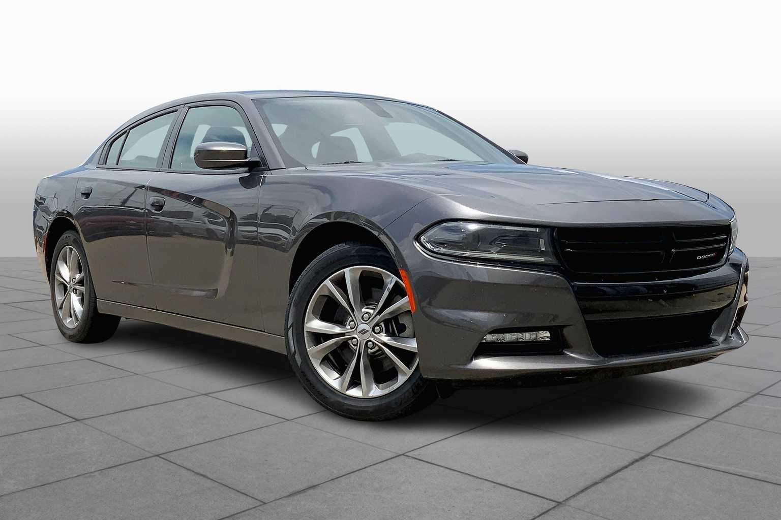 2022 Dodge Charger SXT photo 2