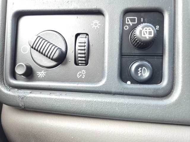 2005 Chevrolet Tahoe LT photo 20