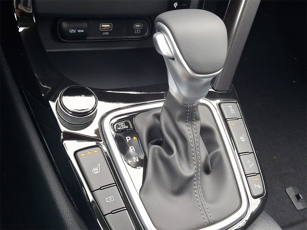 2025 Kia Seltos SX photo 14