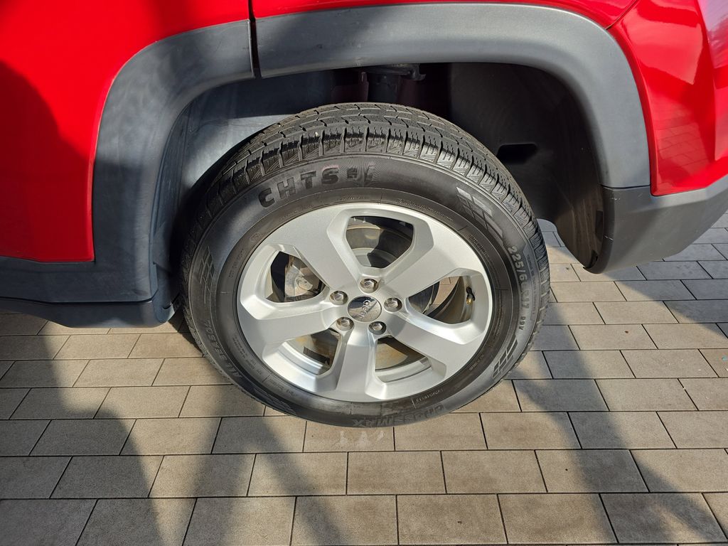 2018 Jeep Compass North Edition Latitude photo 31
