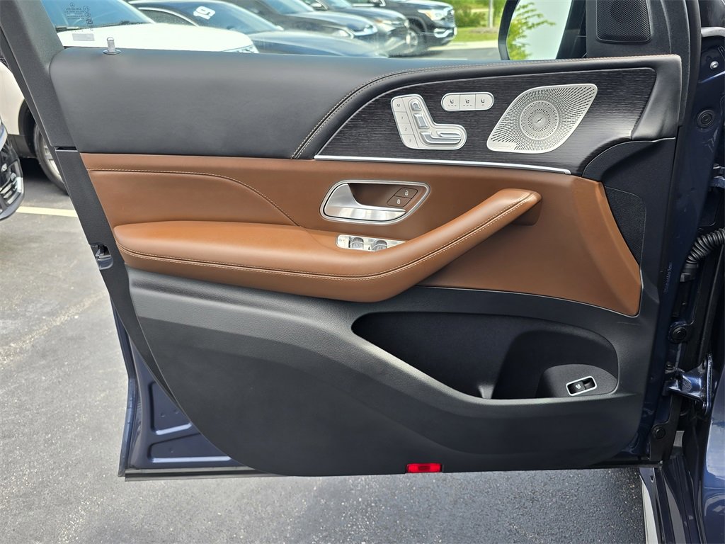 2024 Mercedes Benz GLE 63 S AMG photo 9