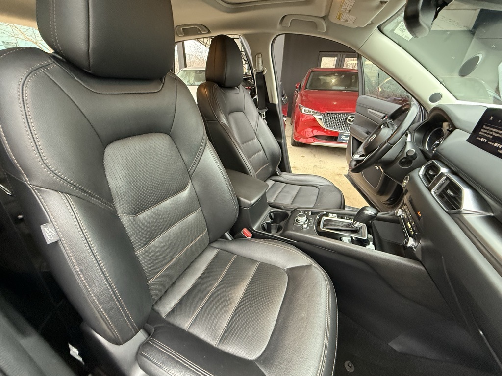 2021 Mazda CX-5 Touring photo 4