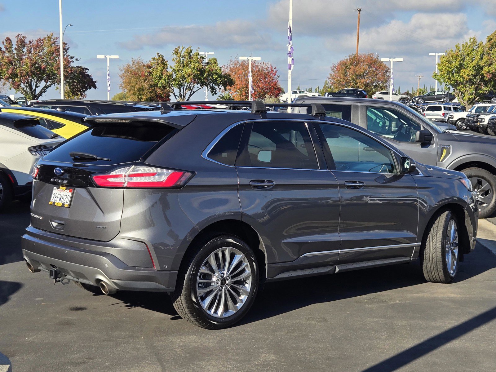 2022 Ford Edge Titanium photo 4