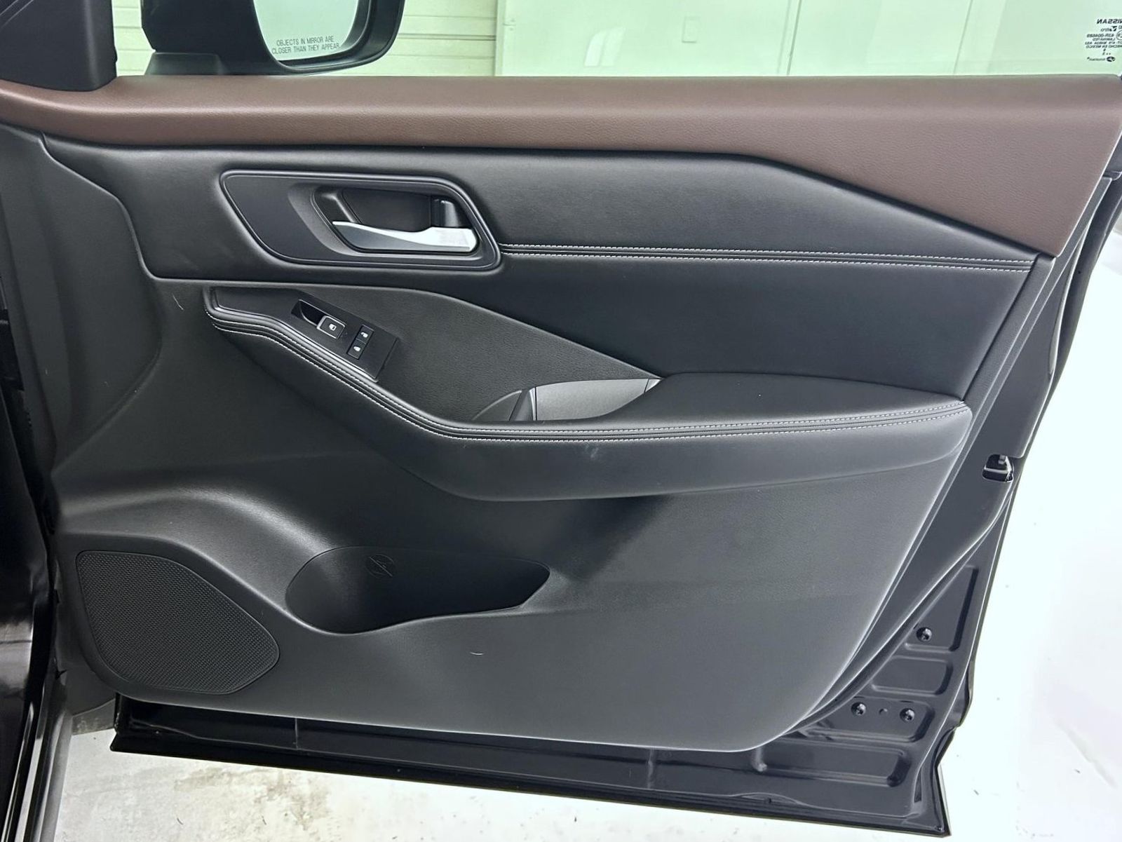 2023 Nissan Rogue SL photo 16