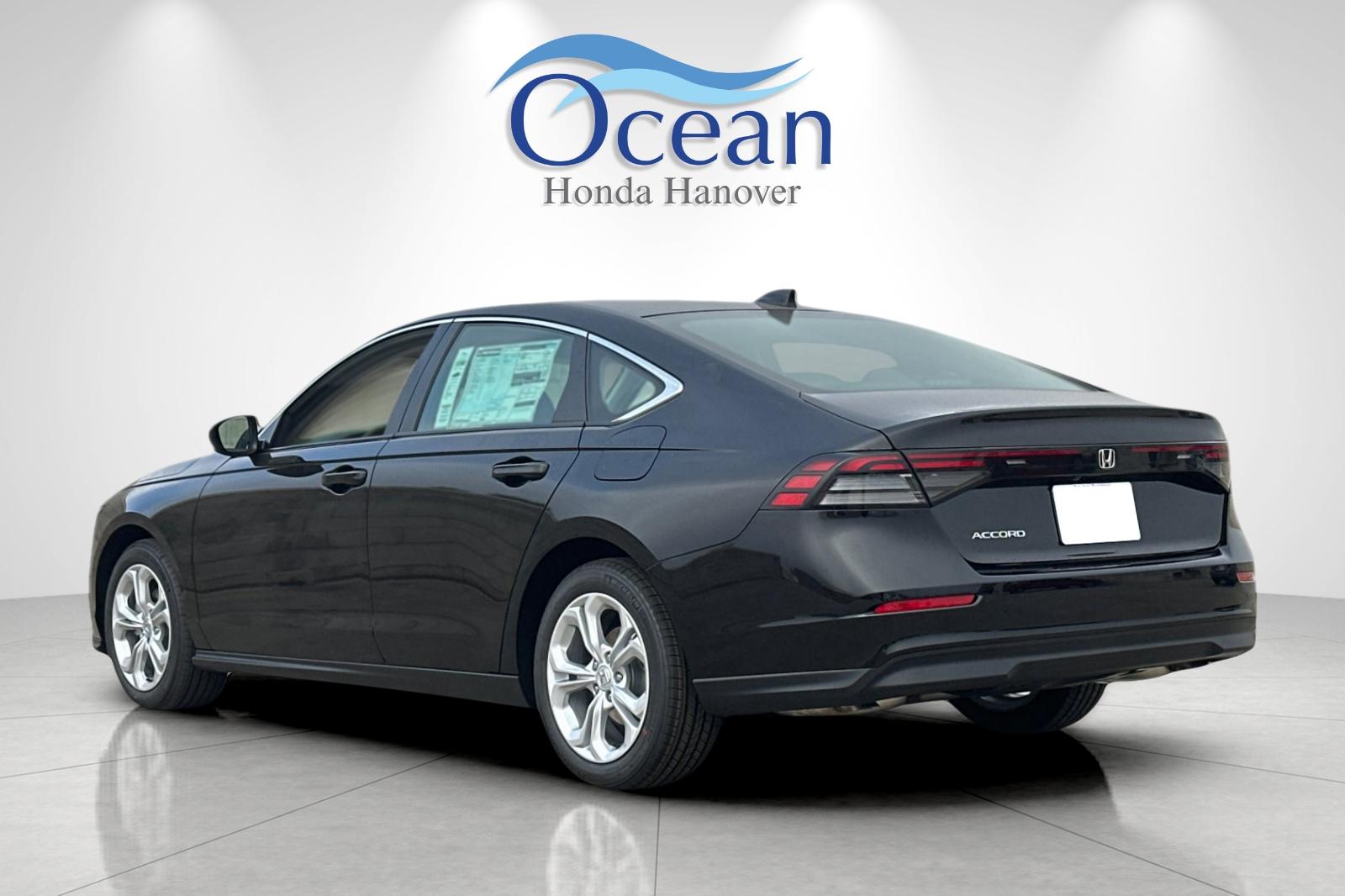 2025 Honda Accord LX photo 2