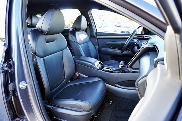 Used 2024 Gray Hyundai XRT image 11