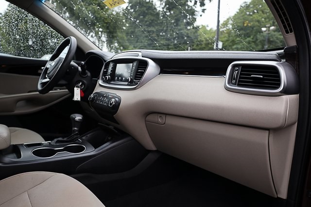2019 Kia Sorento LX photo 27