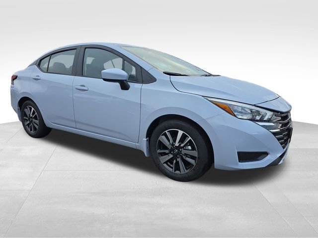 2025 Nissan Versa SV's photo
