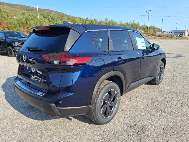 2026 Nissan Rogue SV photo 3