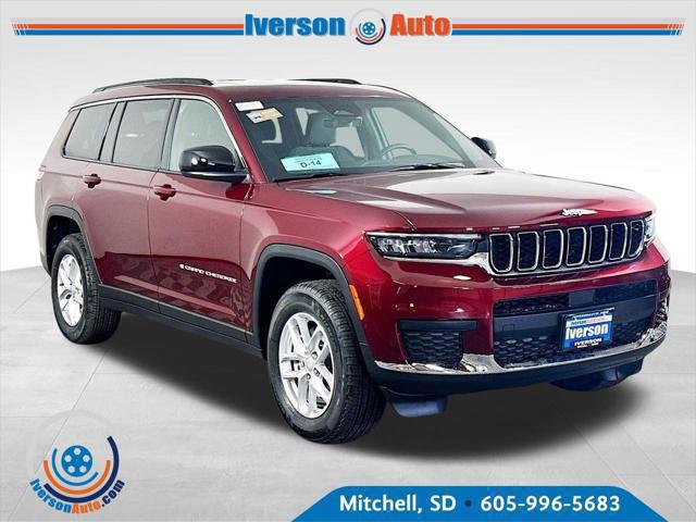 2025 Jeep Grand Cherokee L Laredo's photo