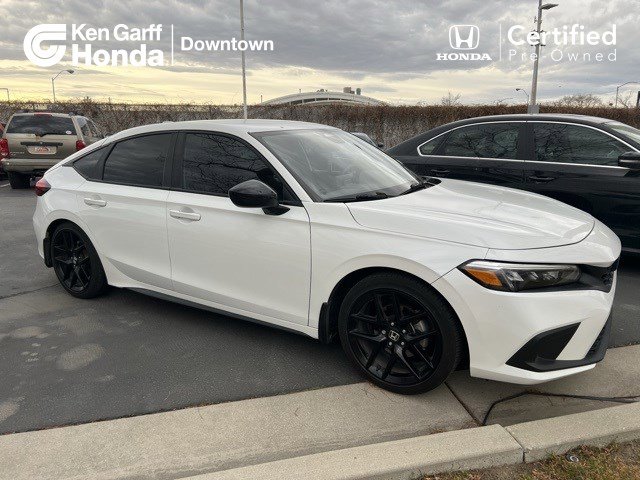 2023 Honda Civic Hatchback Sport's photo