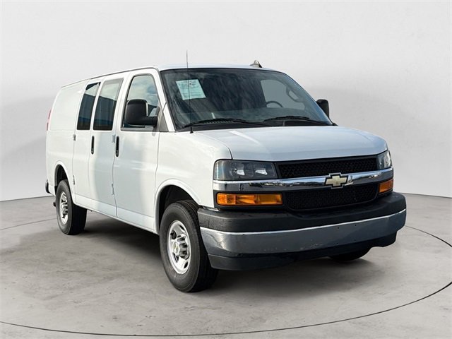 2023 Chevrolet Express Cargo Work Van's photo