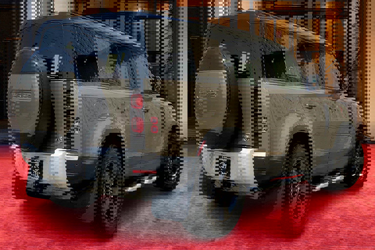 2020 Land Rover Defender SE photo 11