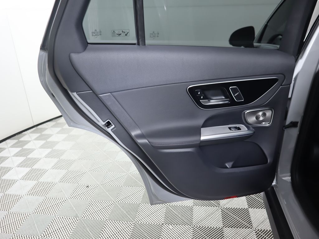 2026 Mercedes Benz GLC 350e 4MATIC photo 24