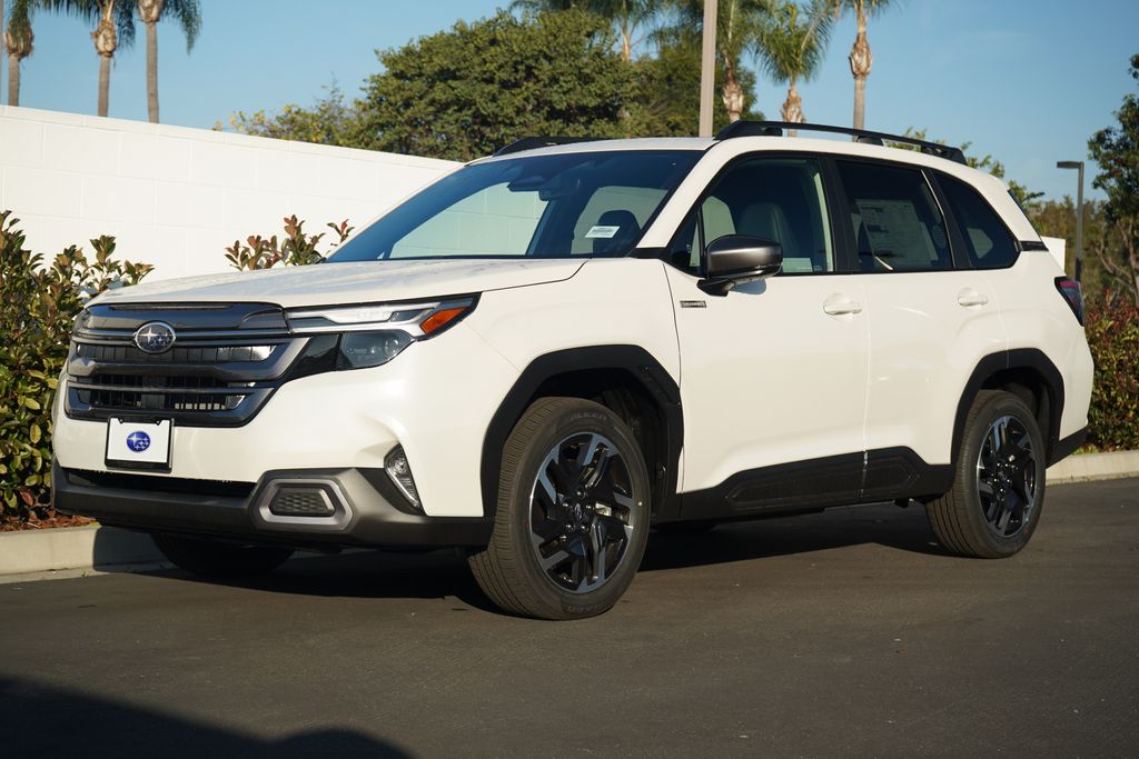 2025 Subaru Forester Limited's photo