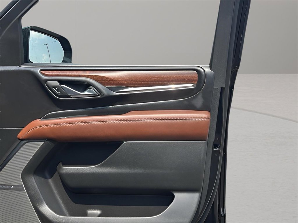 2023 Gmc Yukon Denali Ultimate photo 16