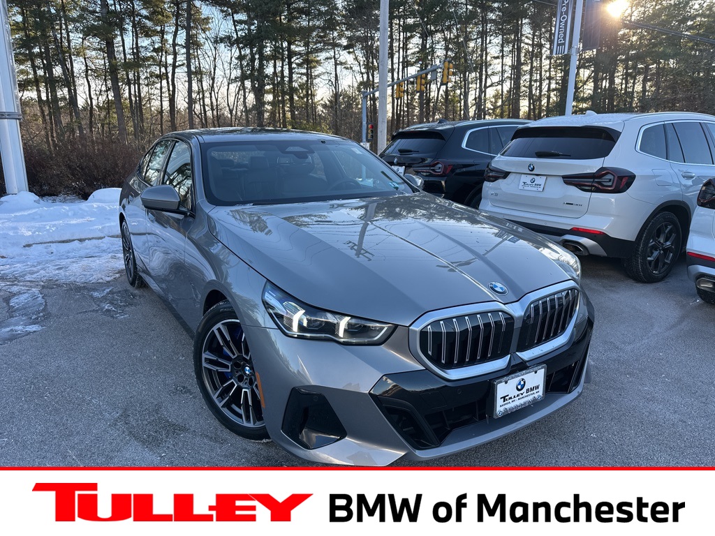 2025 BMW 5 Series 540i's photo