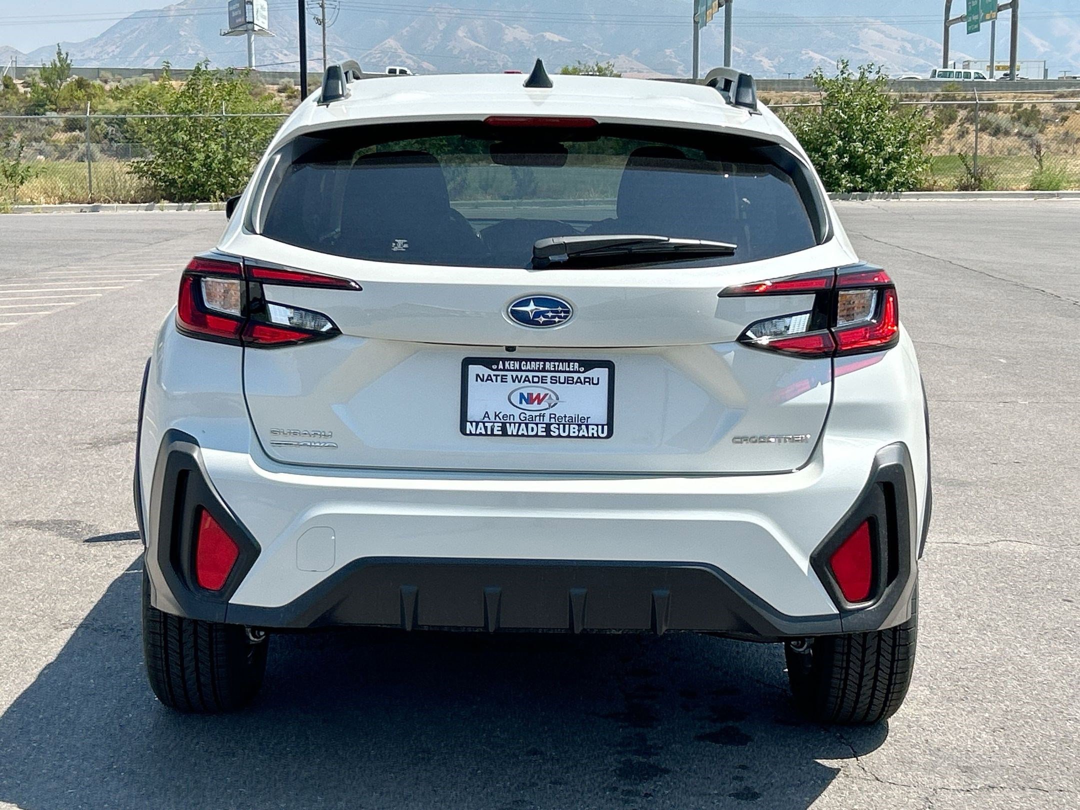 2025 Subaru Crosstrek Premium photo 4