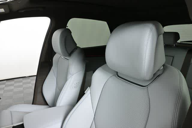 2026 Genesis GV70 2.5T Advanced photo 15