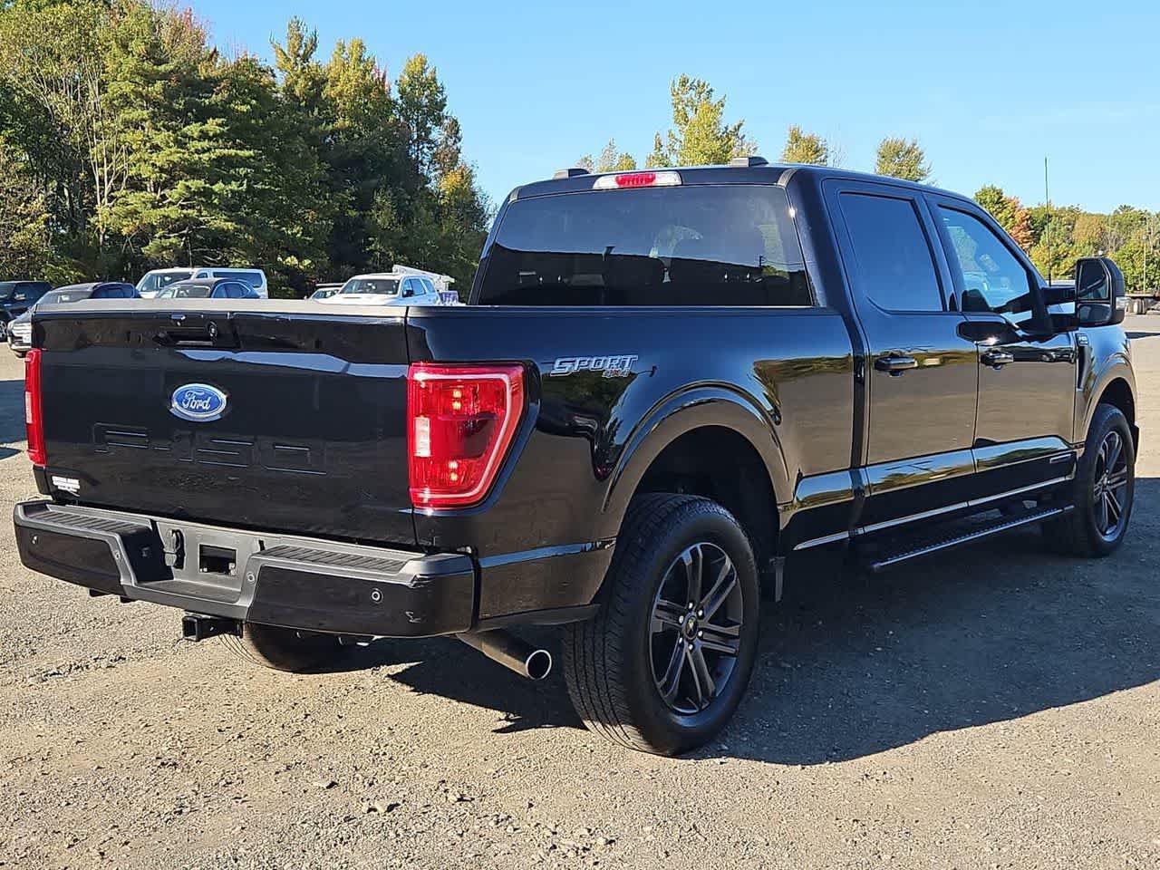 2022 Ford F-150 XLT photo 3