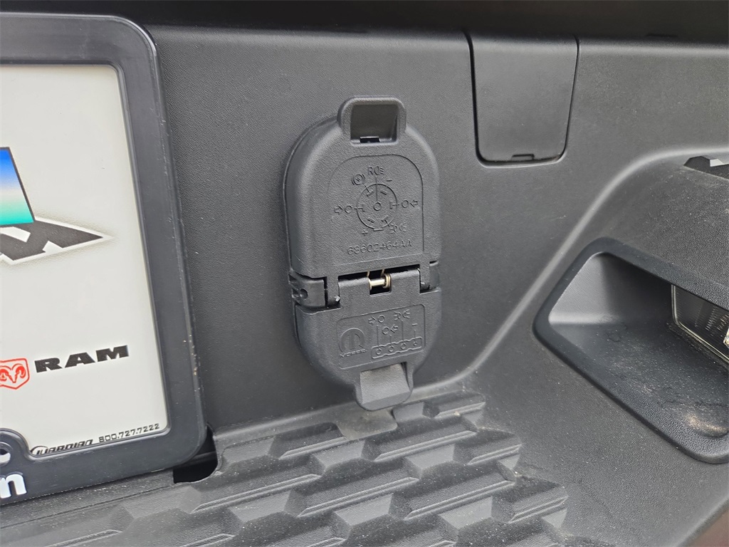 2025 Ram 1500 Big Horn Lone Star photo 37