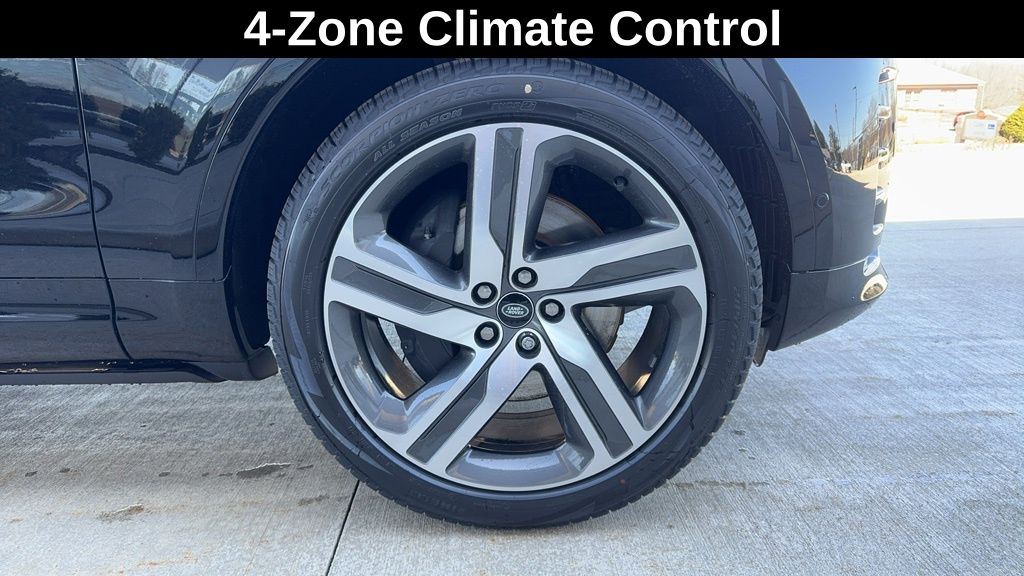 2024 Land Rover Discovery SE photo 22