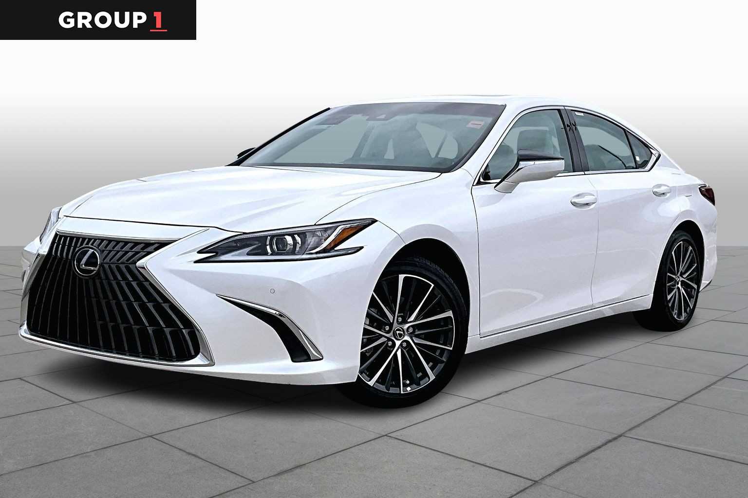 2025 Lexus ES 350's photo