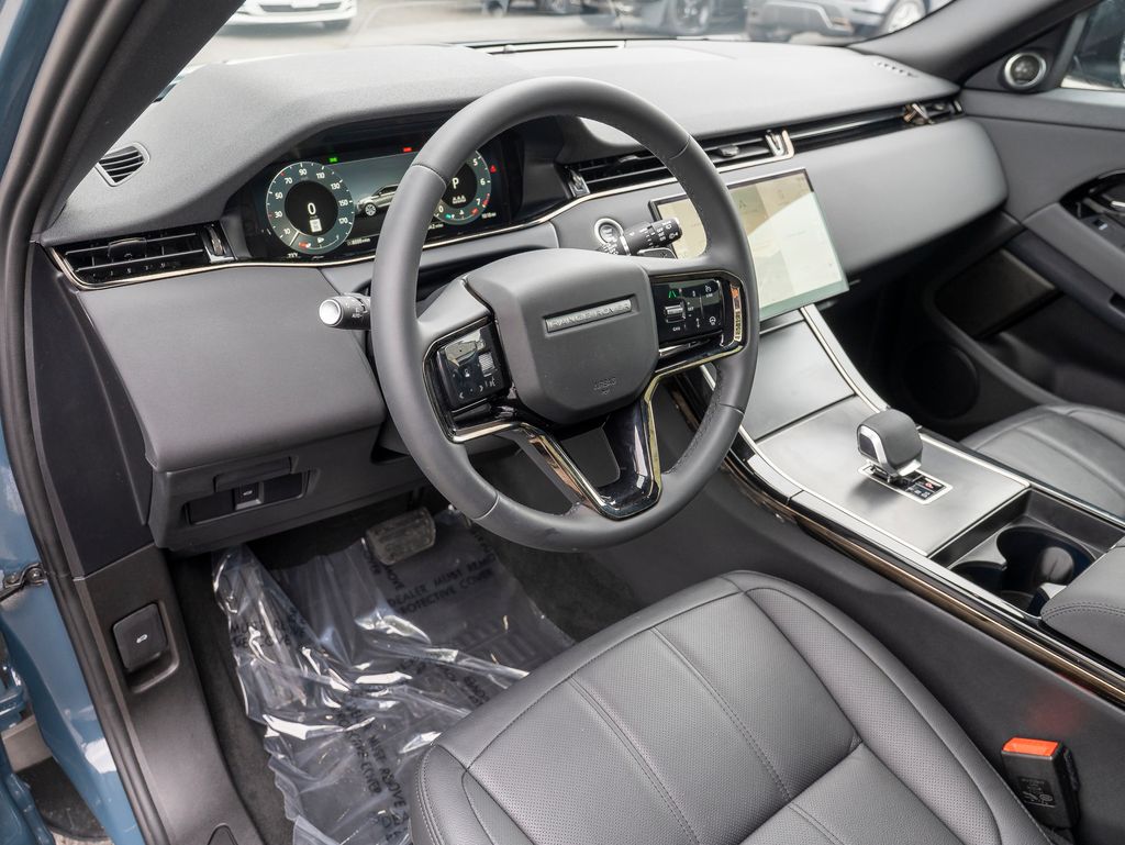 2026 Land Rover Range Rover Evoque S photo 11