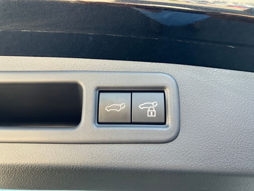 2023 Lexus RX photo 27