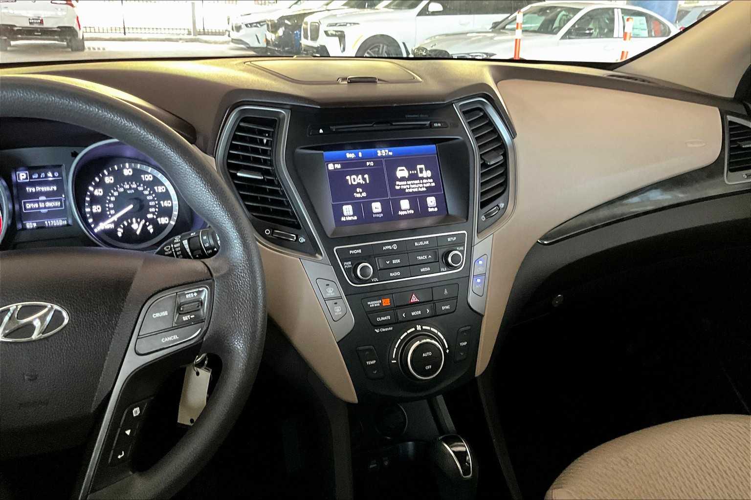 2017 Hyundai Santa Fe Sport photo 5