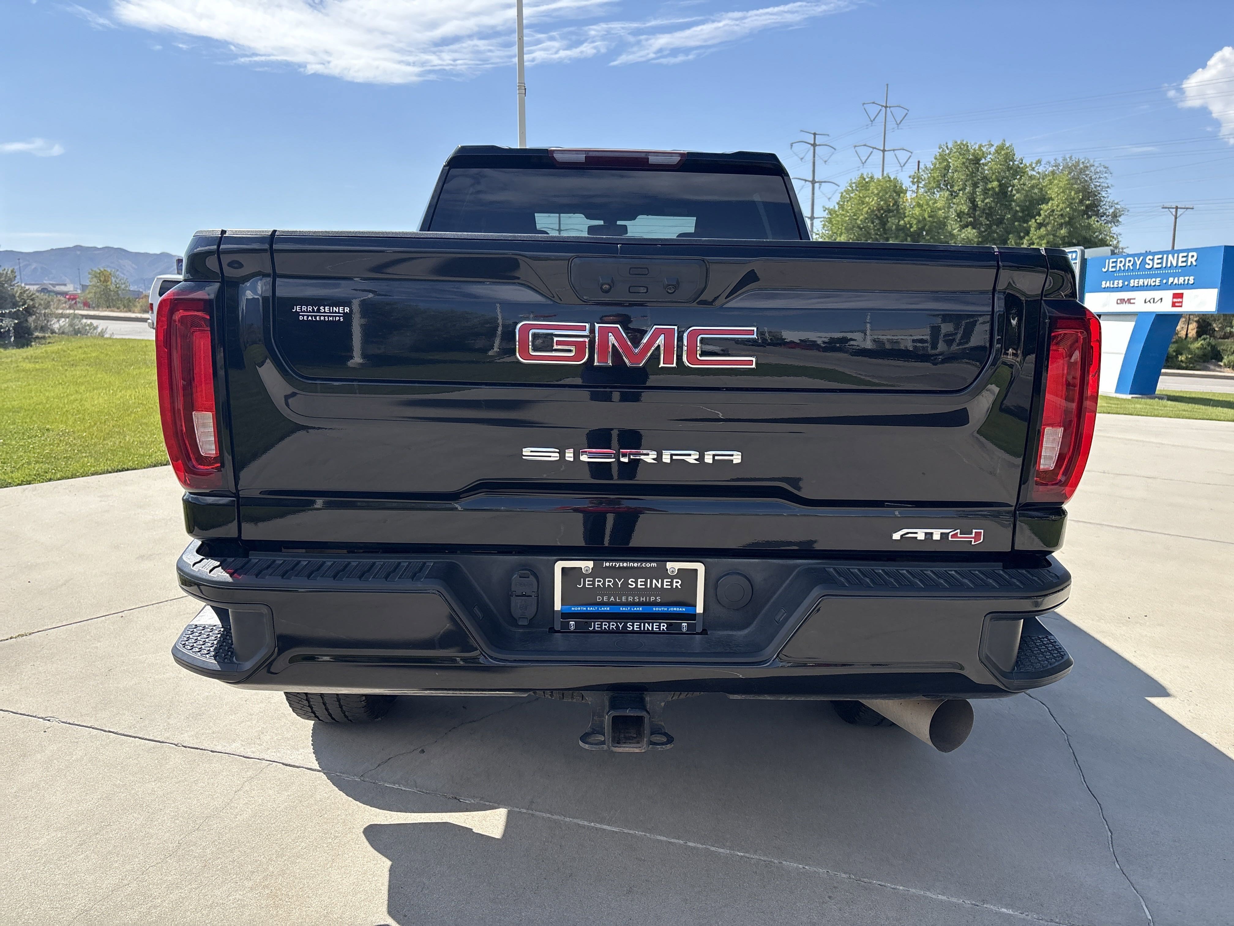 2022 Gmc Sierra 3500 HD AT4 photo 2