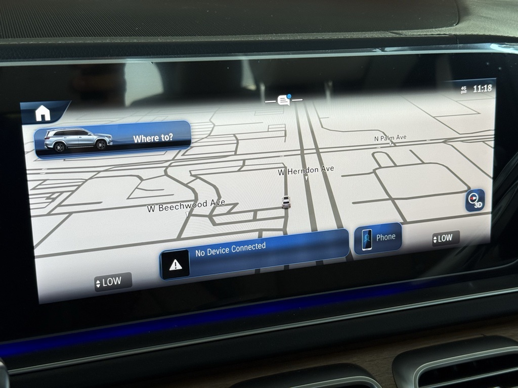 2025 Mercedes Benz GLS 450 4MATIC photo 3