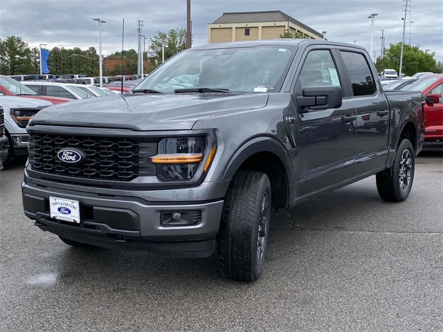 2025 Ford F-150 STX photo 5