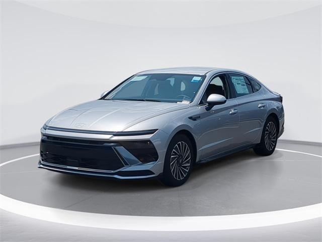 2025 Hyundai Sonata Hybrid