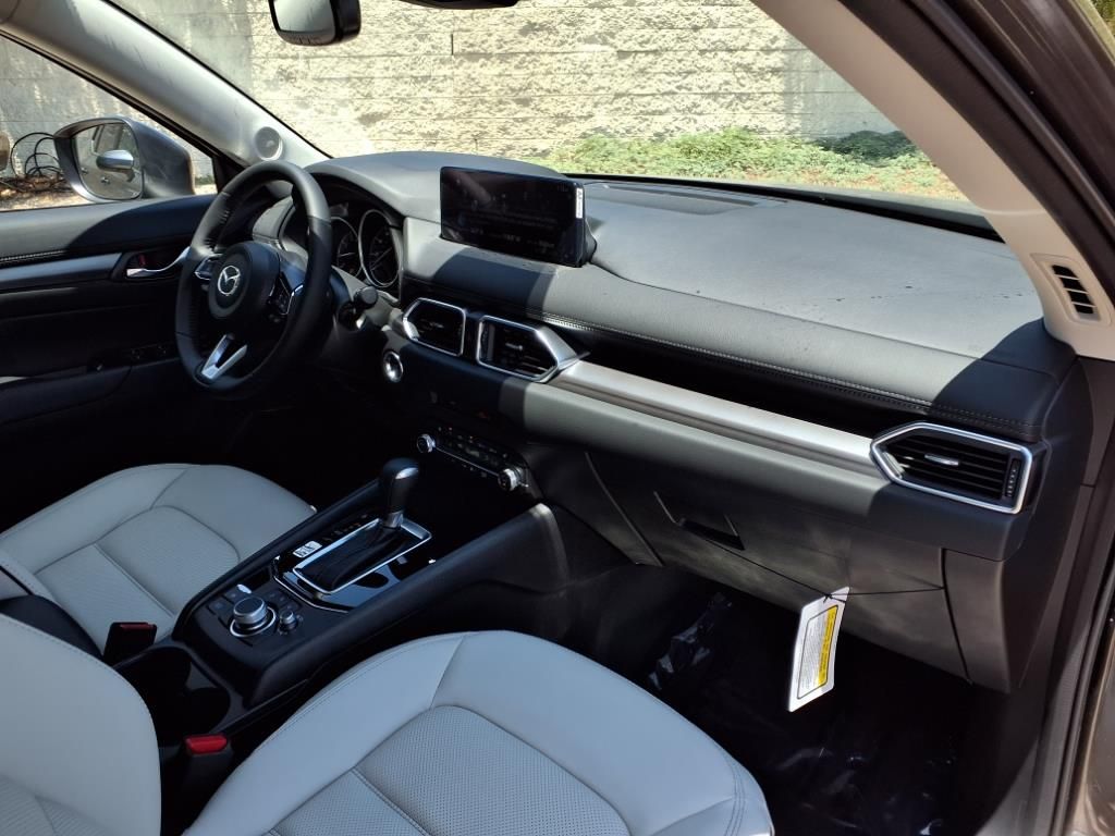 2025 Mazda CX-5 2.5 S Preferred photo 21
