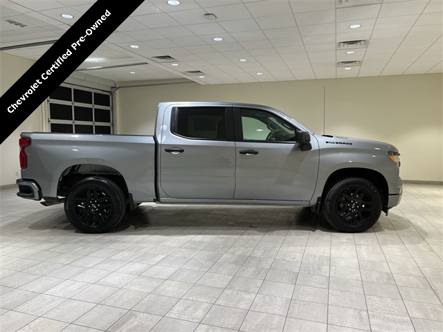 2024 Chevrolet Silverado 1500 Custom photo 4