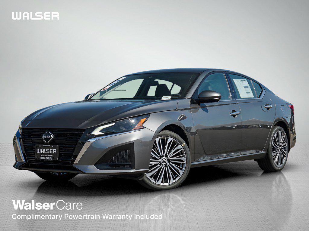 2025 Nissan Altima SL's photo