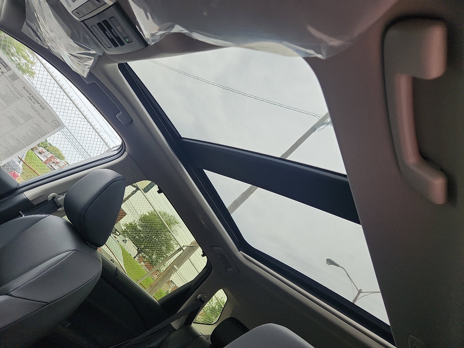 2026 Nissan Rogue SV photo 6