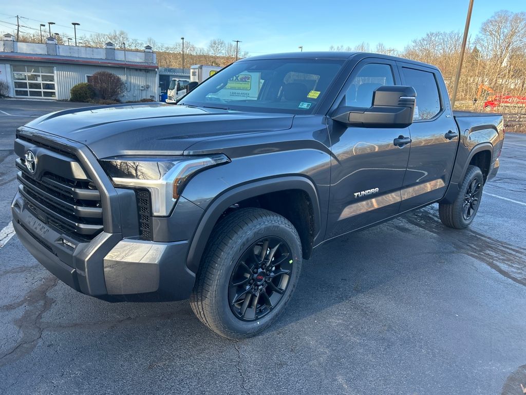 2026 Toyota Tundra SR5's photo