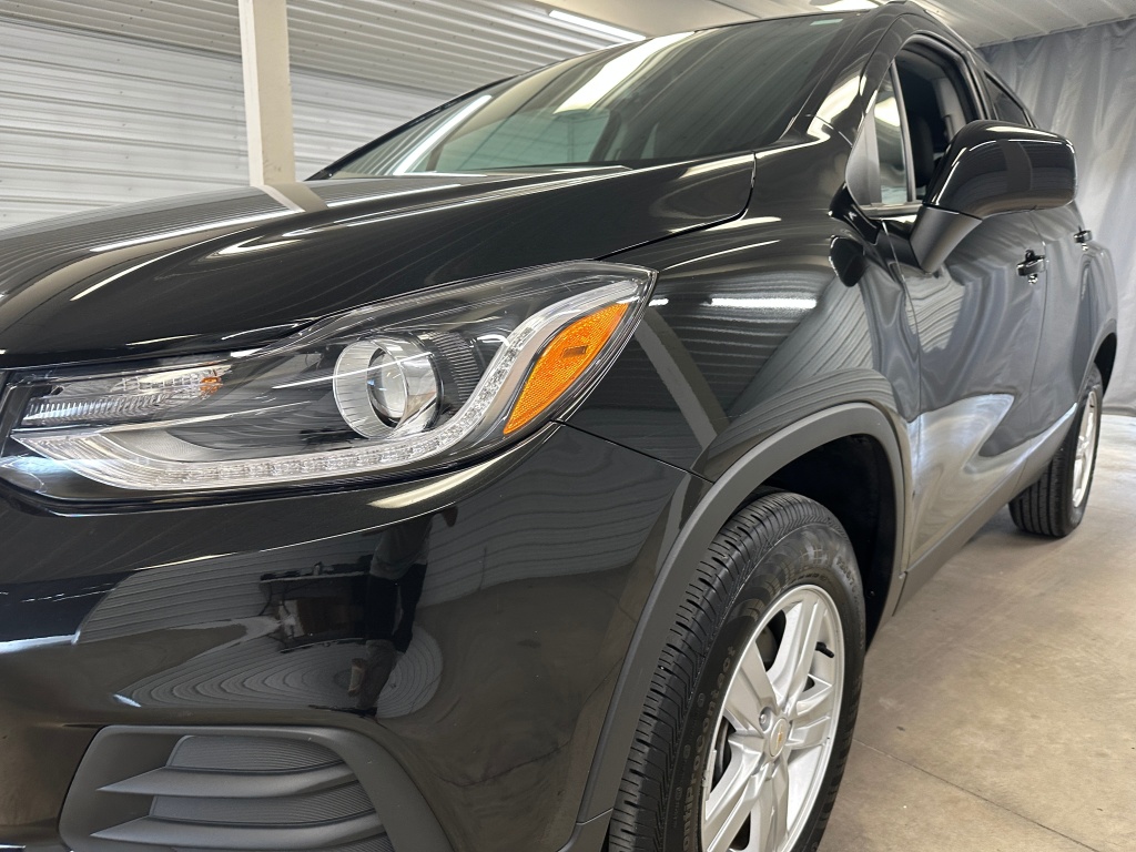 2022 Chevrolet Trax LT photo 29