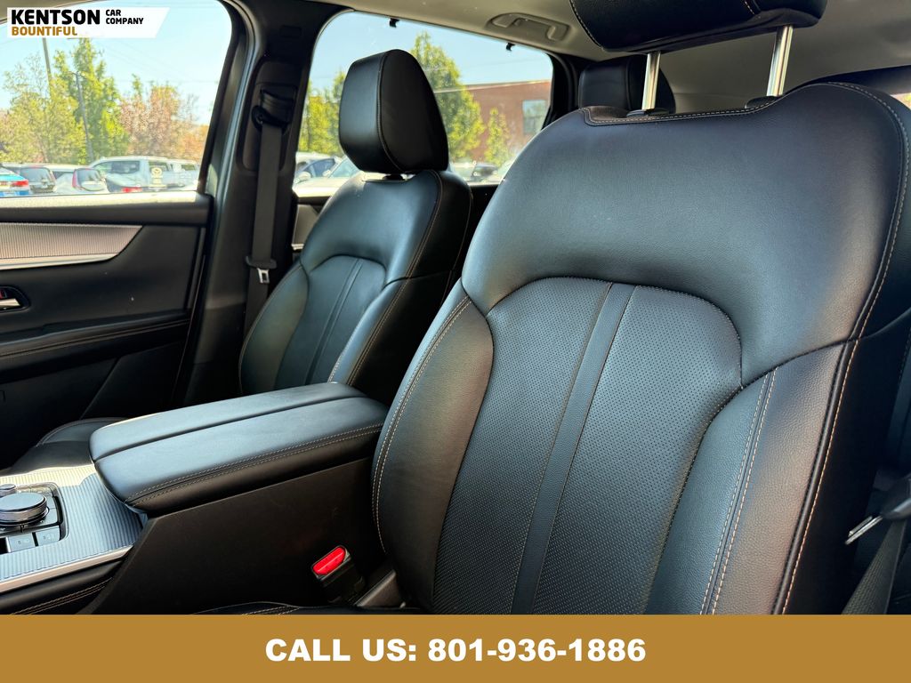 2025 Mazda CX-90 3.3 Turbo Preferred photo 31