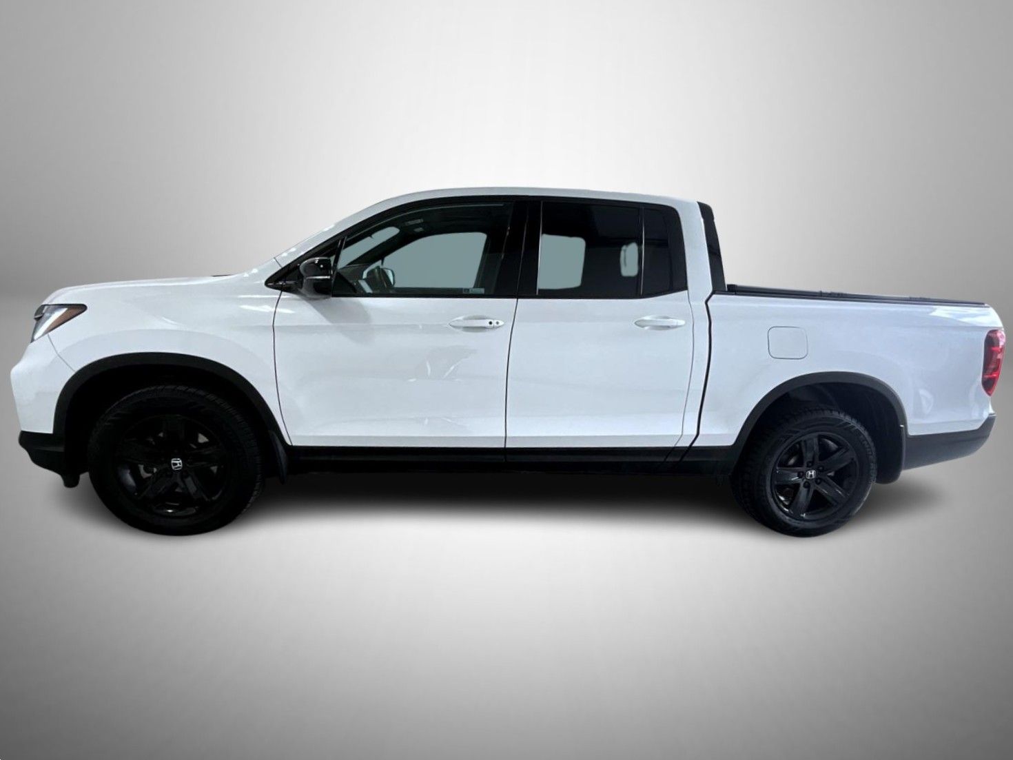 2022 Honda Ridgeline Black Edition's photo