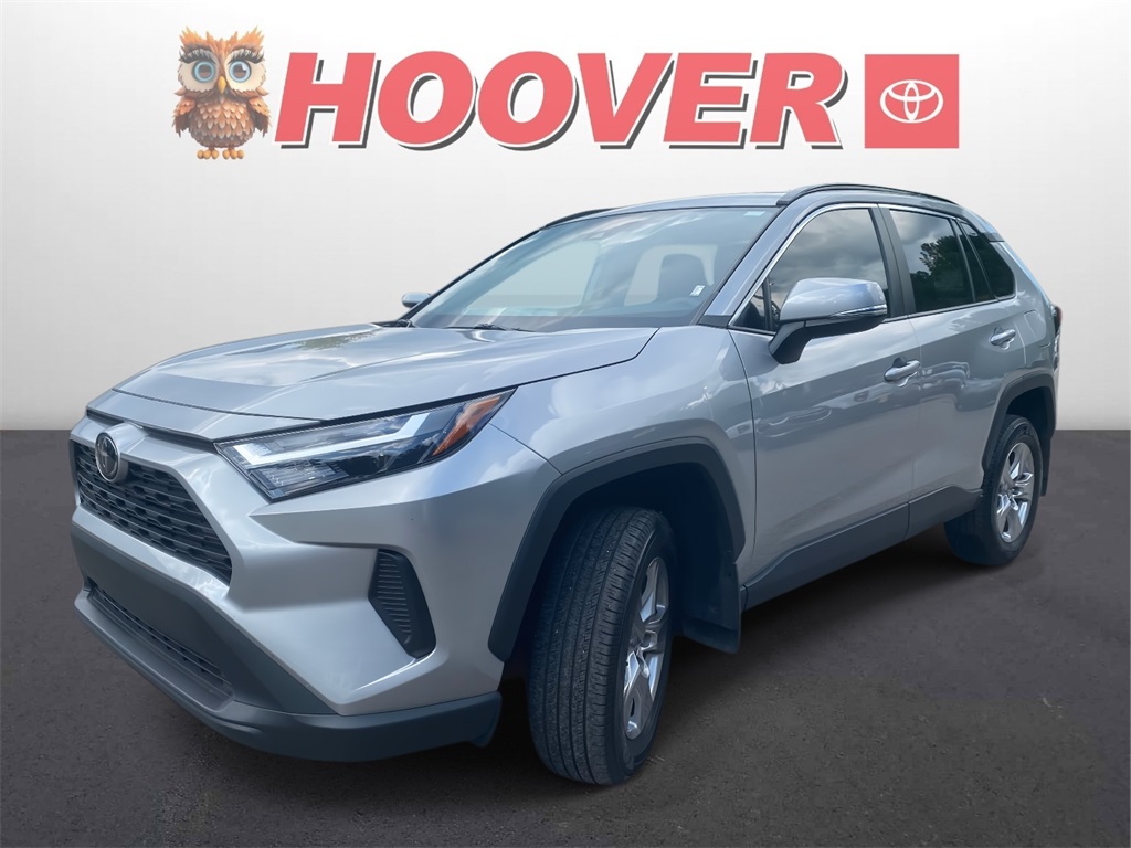 2024 Toyota RAV4 XLE photo 4