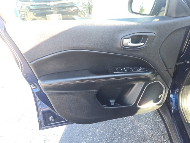 2018 Jeep Compass Limited photo 10