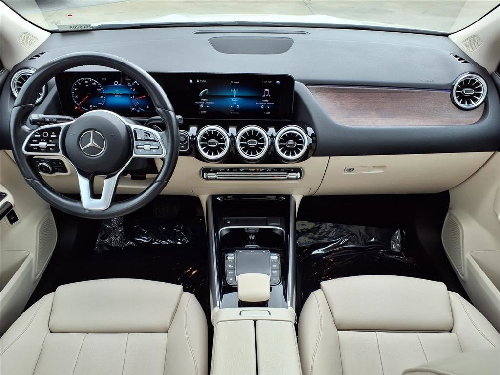 2023 Mercedes Benz GLA 250 photo 3