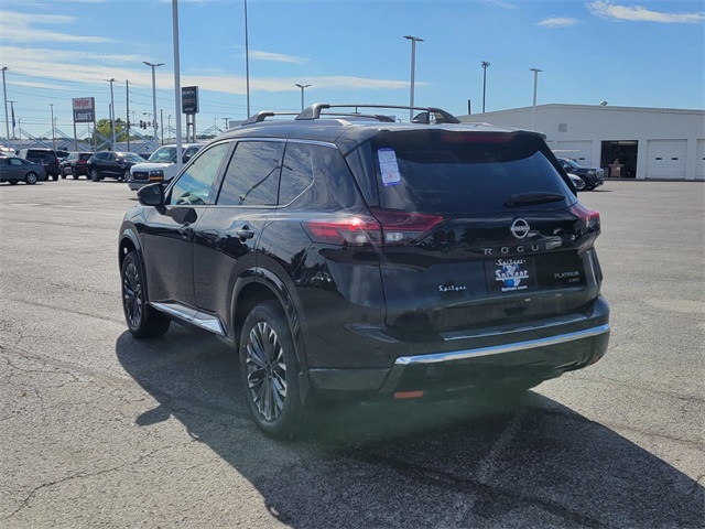 2026 Nissan Rogue Platinum photo 5