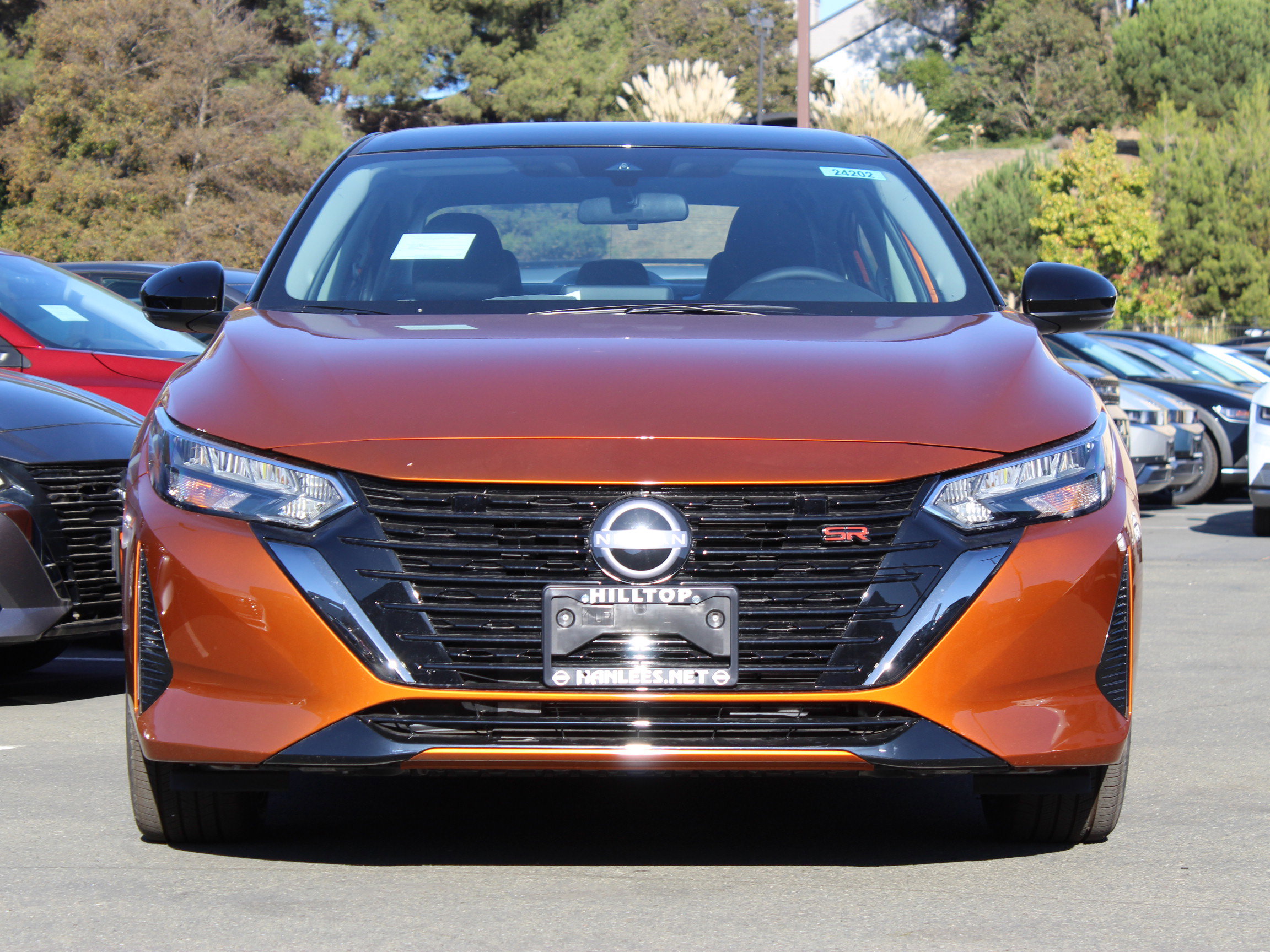 2025 Nissan Sentra SR photo 4