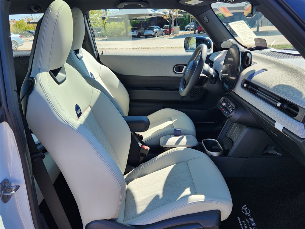 2025 Mini Cooper 2 Door Hardtop photo 15