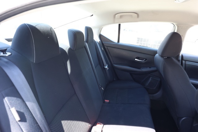 2021 Nissan Sentra S photo 15